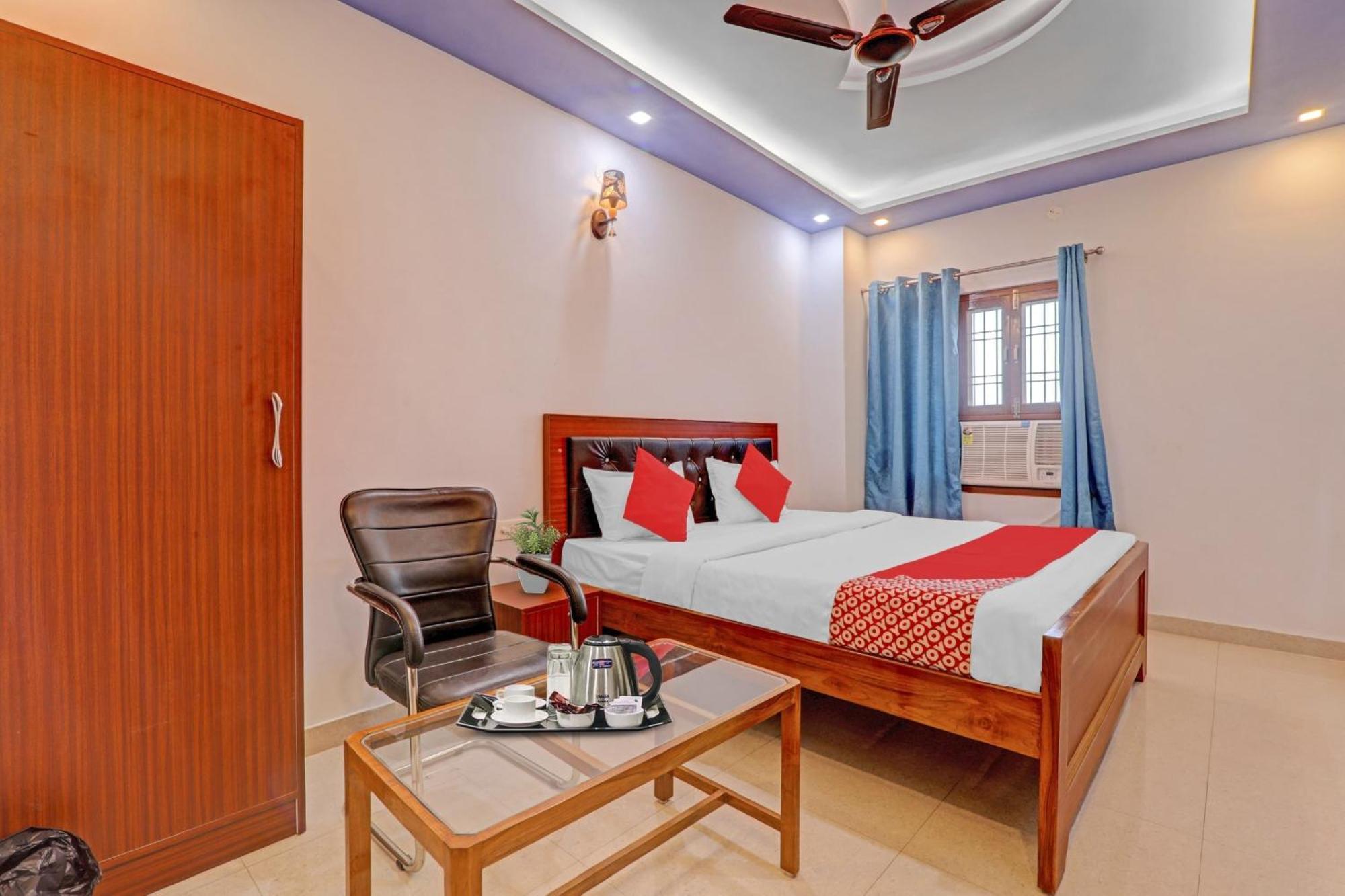 Hotel O Chauhan Palace ลัคเนา ภายนอก รูปภาพ